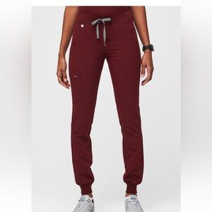 Zamora scrub joggers XXS burgundy